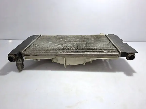 Toyota Yaris Corolla Vattenkylare Fläkt 163630H030 image 9