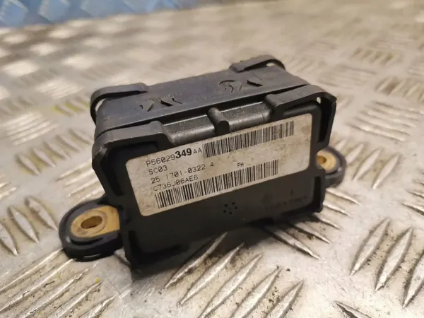 Sensor de guiñada ESP Jeep OEM P56029349AA - Usado image 2