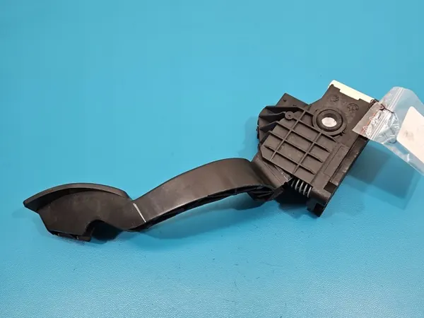 Gasreglagepotentiometer OEM 13305804 för Opel Corsa E image 3