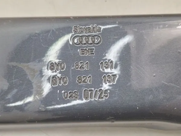 Audi A3 Vänster Skärm Fäste image 3