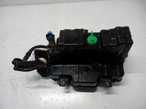 Tanque AdBlue usado OEM 204620353R para Renault Master image 4