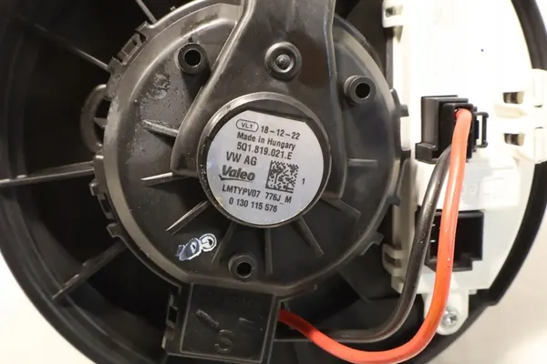Ventilador VW GOLF VII LIFT 1.0TSI 5Q1819021E image 8