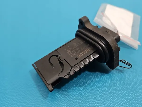 Sensor de Caudal BMW OEM 0281006092 para F30 2.0D image 2