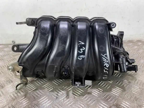 Colector de admisión FBZ21091 para Toyota Yaris 2013 image 3