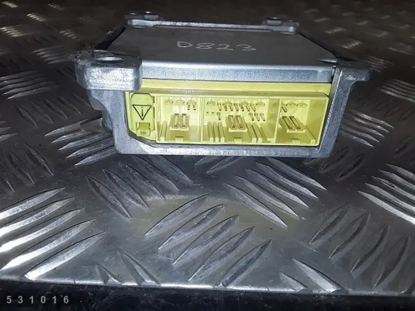 2001 Toyota RAV4 ECU 8917042090 image 3