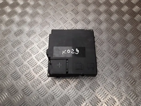 K8D2-14N073-AB Batteri Överbelastningsskydd Land Rover image 2