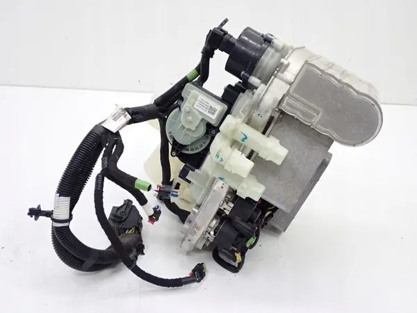 Pompe à chaleur climatisation Tesla Model Y image 4