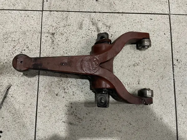 Scania kopplingsgaffel OEM 1479578 - Begagnad image 2