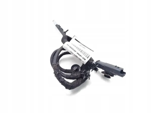 Antena Interna Peugeot 3008 OEM 9818813880 (2023) image 9