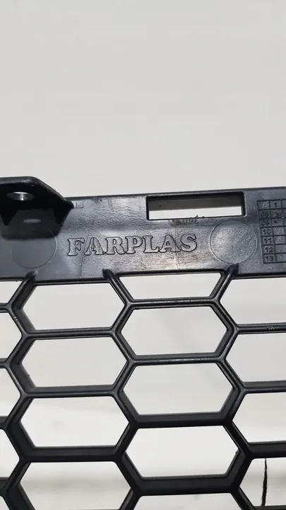 Grade de ventilação dianteira Toyota Verso-S 531120F040 image 3