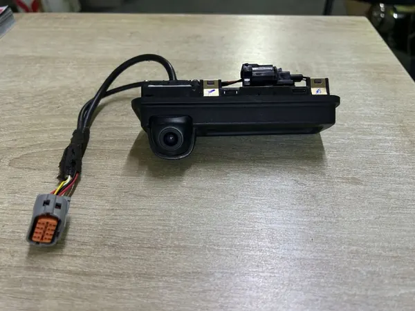 OEM DHA3191 Achteruitrijcamera voor Kia Stonic image 2