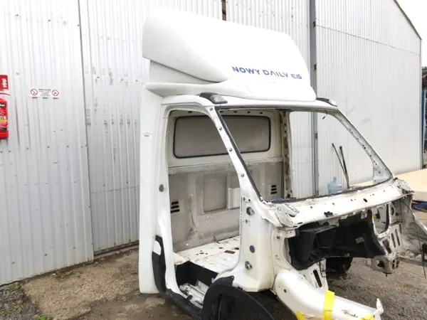 OEM LORK-1815-119892 Iveco Daily VI Cabine image 10