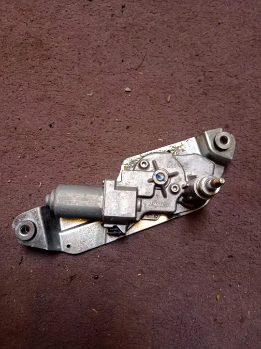 Moteur d'essuie-glace arrière OEM 68307460AD Jeep Wrangler JL image 2