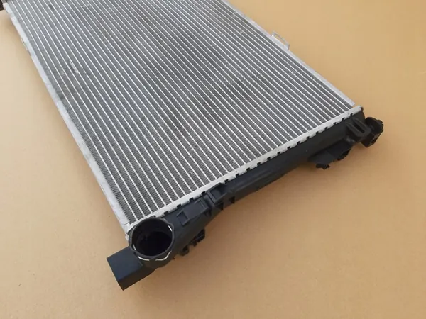 RADIADOR DE AGUA MERCEDES C-KLASA W204 62786A image 4