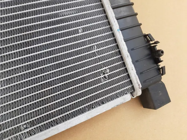 RADIADOR DE AGUA MERCEDES C-KLASA W204 62786A image 6