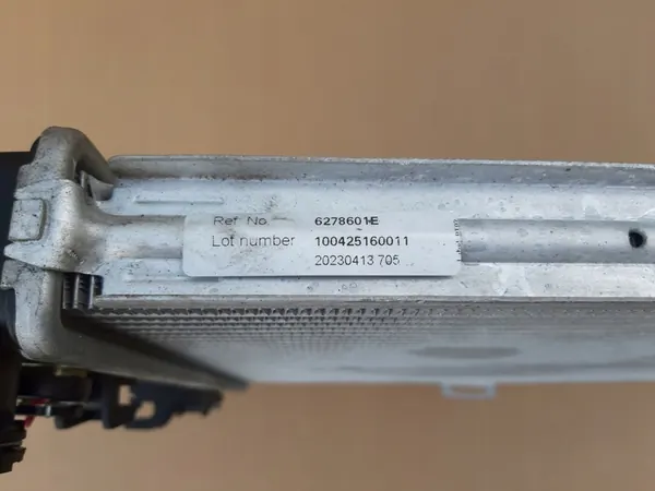 RADIADOR DE AGUA MERCEDES C-KLASA W204 62786A image 7