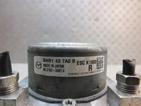 Mazda CX-3 Rempomp OEM BHR1437A0B - Gebruikt image 4