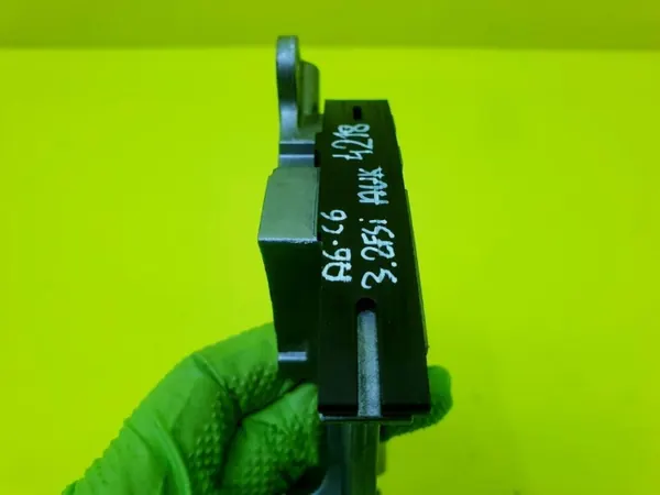 Tensor de correa de distribución OEM 06E109218H Audi image 7