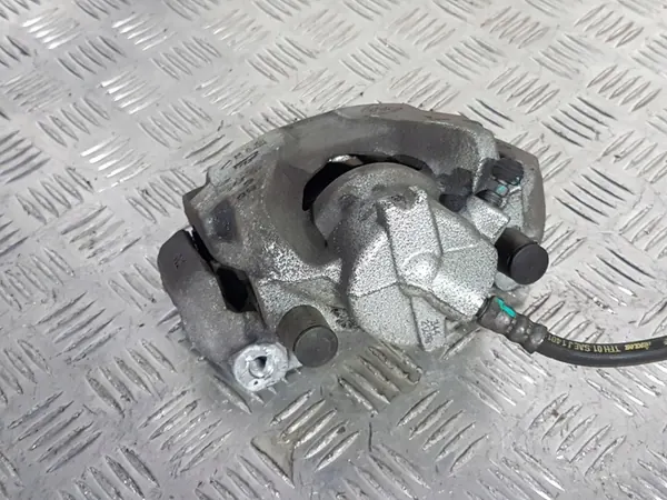 Vorderer rechter Bremssattel RENAULT CAPTUR 1.3L Hybrid image 4