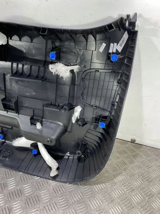 Kia Sportage tavaratilan koriste OEM 81750F1000WK image 7