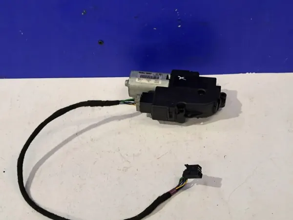 Schuifdakmotor OEM 10006327 voor Mercedes-Benz S W221 image 2