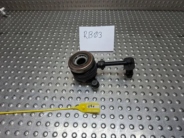 Kopplingslager OEM S25165601 - Begagnad image 2