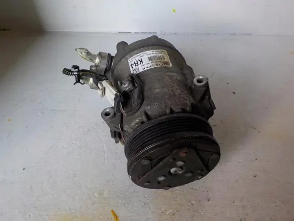 OPEL ASTRA H GTC Ilmastointikompressori 13322146 KR4 image 3