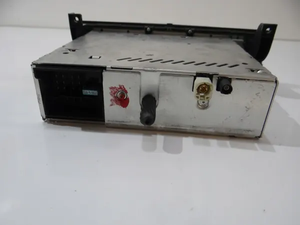 BMW X1 E84 CD Radio OEM 9283711 - Gebraucht image 5