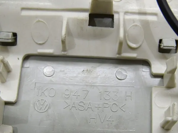 Lumière de cabine VW Passat B7 Golf VI image 3