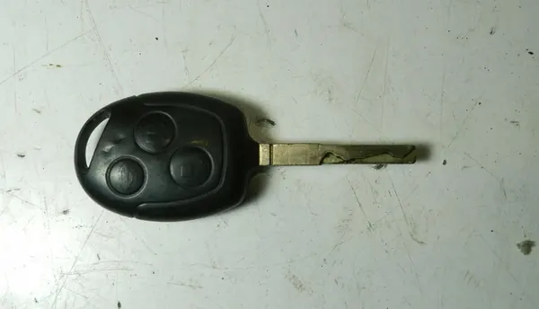 Ford Focus MK2 04-07 C-Max Motorhuv Lock Nyckel Insats 3M5116700BC image 2