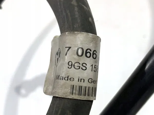 Pesulaitteen letku OEM 7066010 BMW E61 525d:lle image 4