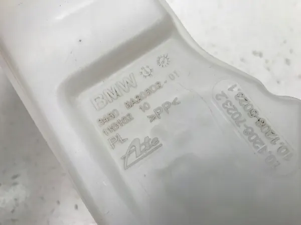 Réservoir de liquide de frein BMW 5A205D2 - Pièce OE d'occasion image 7