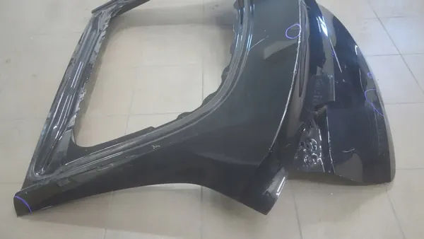 Tesla Y Takaluukku 1493410-EC-A image 3