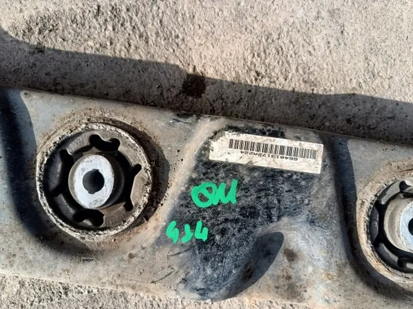 Poutre de support différentiel arrière Opel Mokka I OEM image 5