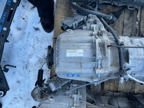 Land Rover Defender L633 Versnellingsbakreductor OEM LPLA-7K780-AA image 2