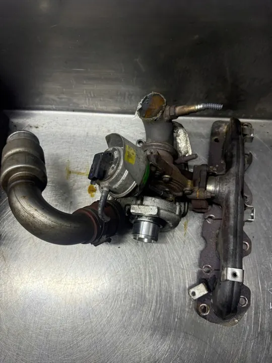 Turboalimentador Ford Focus MK3 C-Max MK2 Mondeo MK4 2.0 TDCI OEM image 5