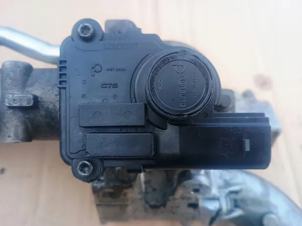 Válvula EGR con enfriador 1.5 DCI Renault Nissan image 2