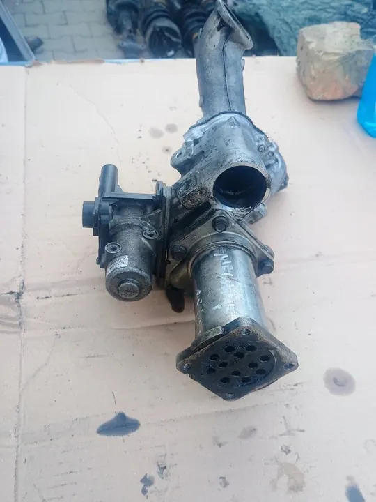 Válvula EGR con enfriador 1.5 DCI Renault Nissan image 7