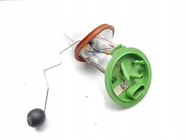 Audi A3 Bränslepump OEM 5Q0919051BE - Begagnad image 6