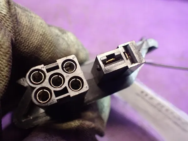 AUDI 80 B4 91-96 Blower Weerstand 3131090041 893959263 image 5