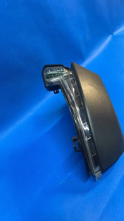 Indicador Direito Skoda Superb III Combi image 2