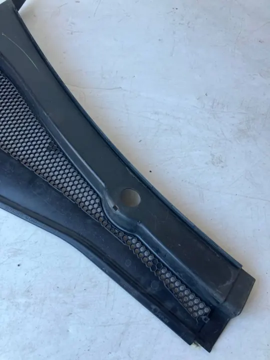 Upper Left Windscreen Seal OEM 9811934477 for Citroen C3 image 5