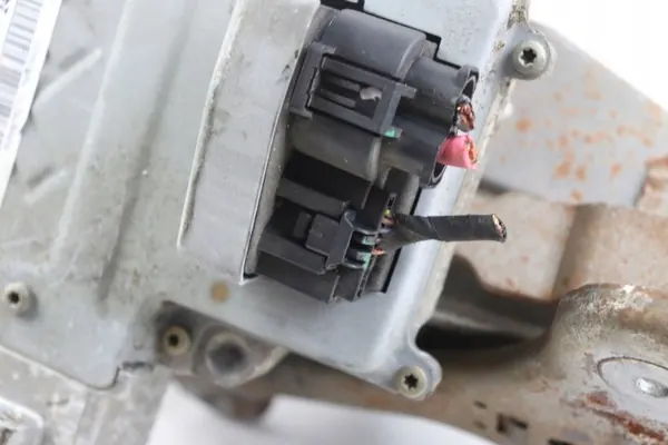 Direction assistée Renault OE OEM 8200035272 G image 3