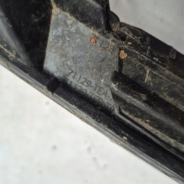 OEM 71129-TEA Grilllist Vänster Fram Honda Civic image 5