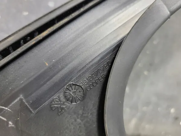 Dörrsilikon vänster fram PEUGEOT 208 OEM 9810970780 image 5