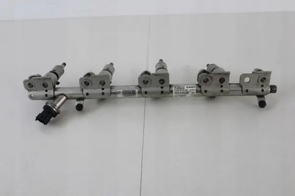 Injectierail OEM 360214618 voor Ford Focus MK3 ST image 4