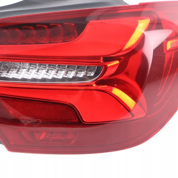 Mercedes W176 Luz Trasera Derecha A1769065400 image 4