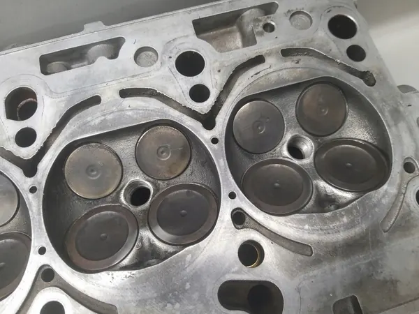 Cabeza de Motor 2.0 FSI BVY 150CV A4 Golf Leon Passat Touran image 7