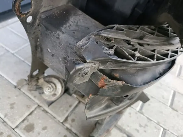 Suporte de Radiador Frontal VW Passat B8 2.0 TDI 15- image 4