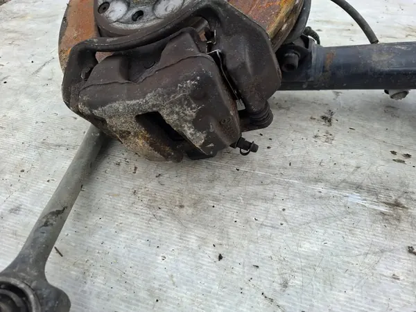 MERCEDES W203 2.7 CDI McPherson Sinistro Anteriore A2033201630 image 3